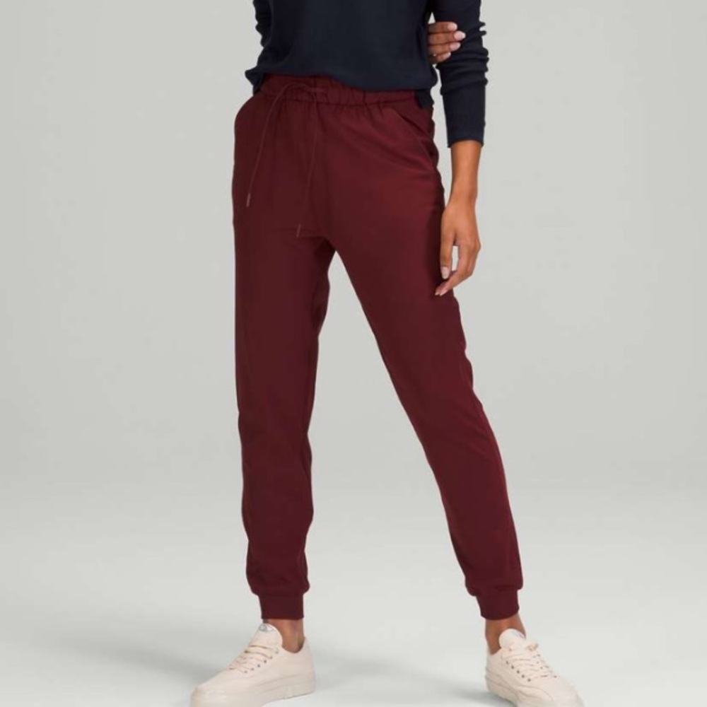 Lululemon Stretch Luxtreme High-Rise Full Length Pant Red Merlot Sz 0